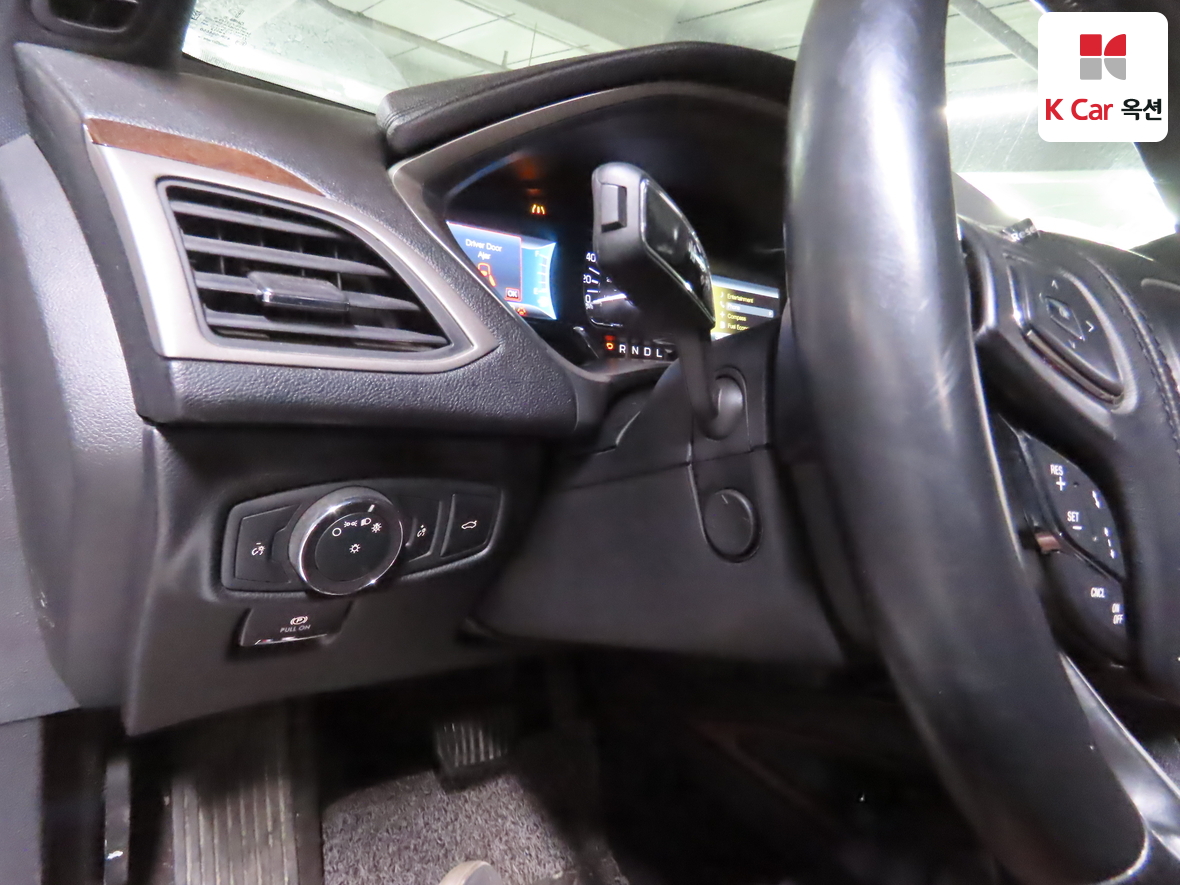 لينكولن MKZ 2019 - صورة 9