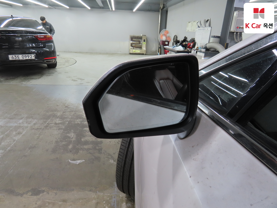 لينكولن MKZ 2019 - صورة 23