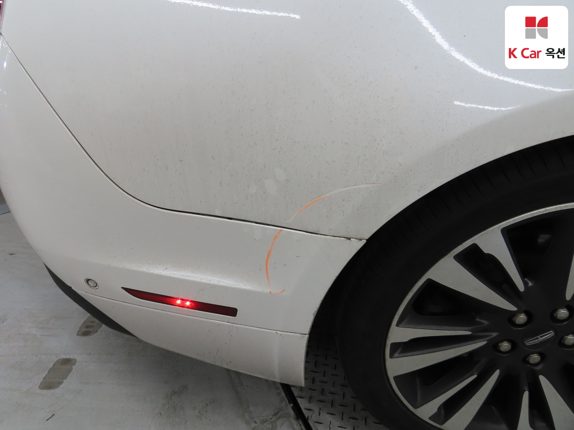 لينكولن MKZ 2019 - صورة 42