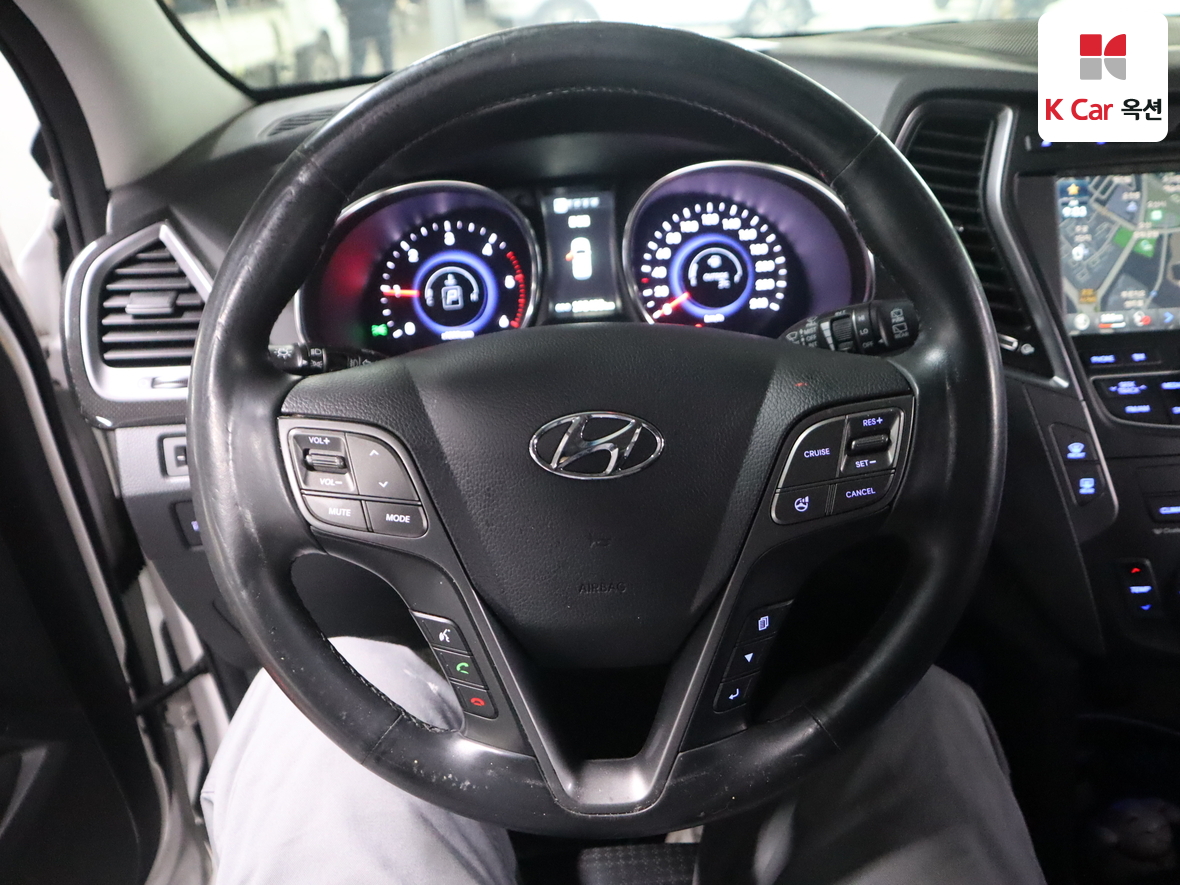 Hyundai Santa Fe 2014 - Image 10
