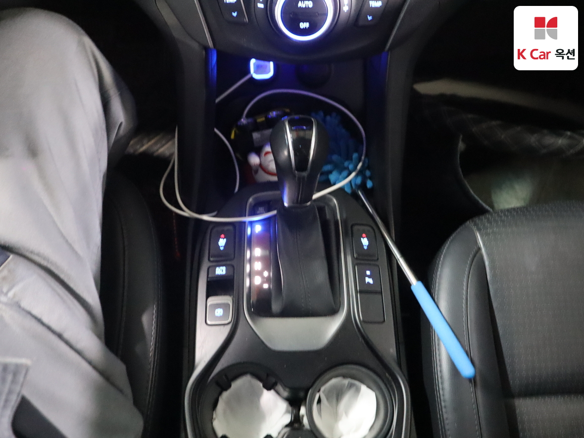 Hyundai Santa Fe 2014 - Image 17