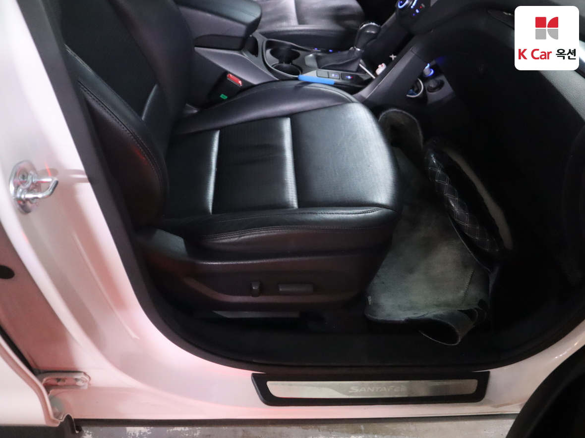 Hyundai Santa Fe 2014 - Image 32