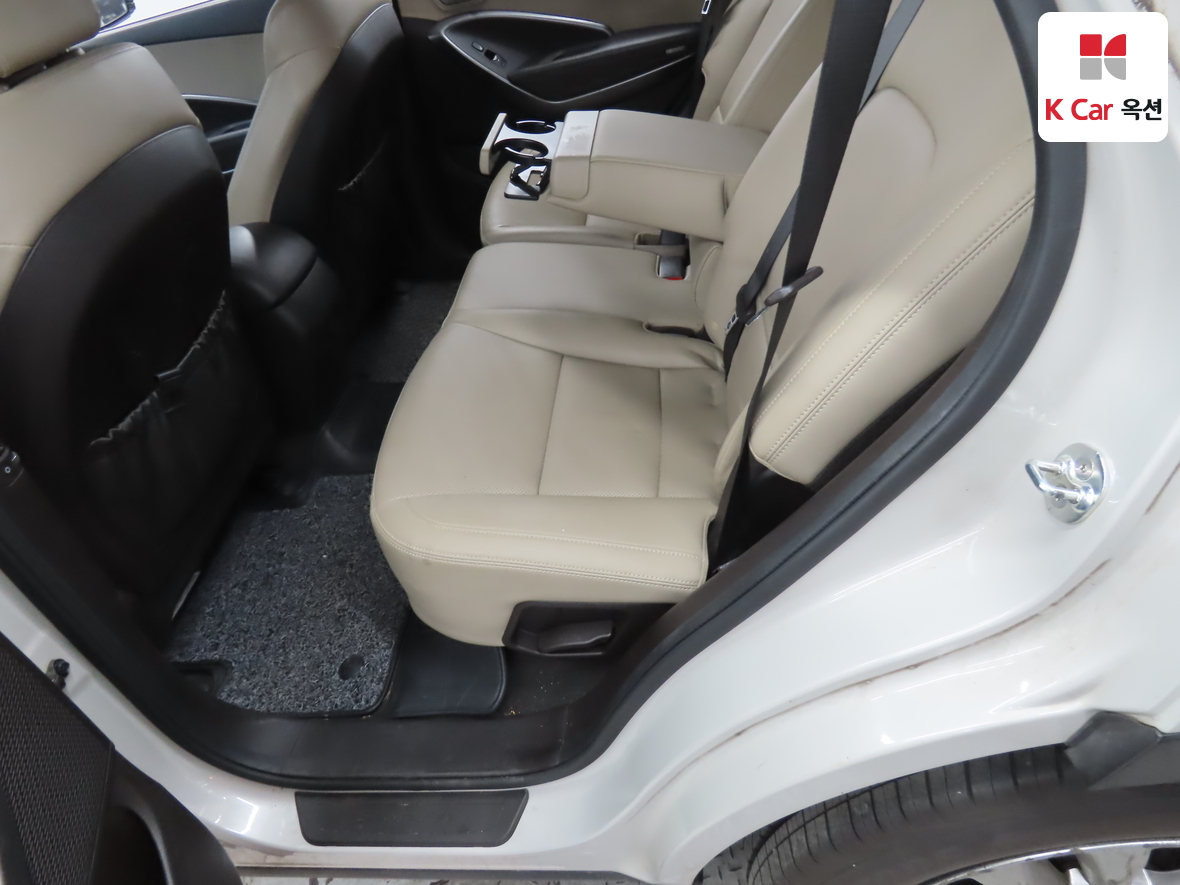 Hyundai Santa Fe 2016 - Image 22