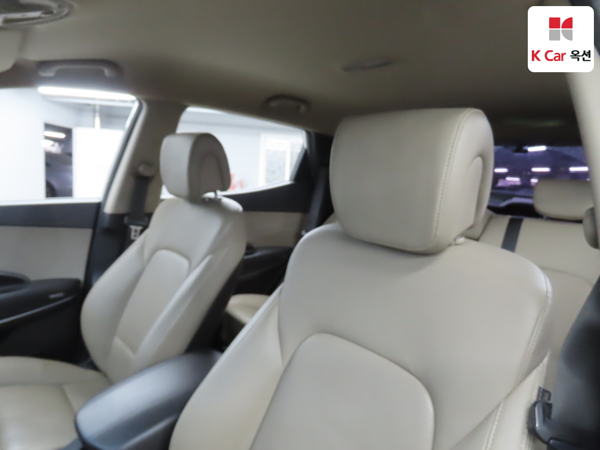 Hyundai Santa Fe 2016 - Image 19