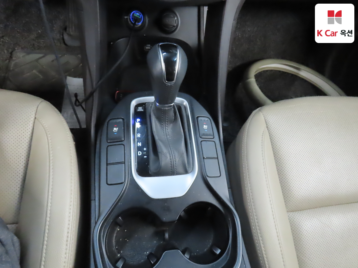 Hyundai Santa Fe 2016 - Image 16