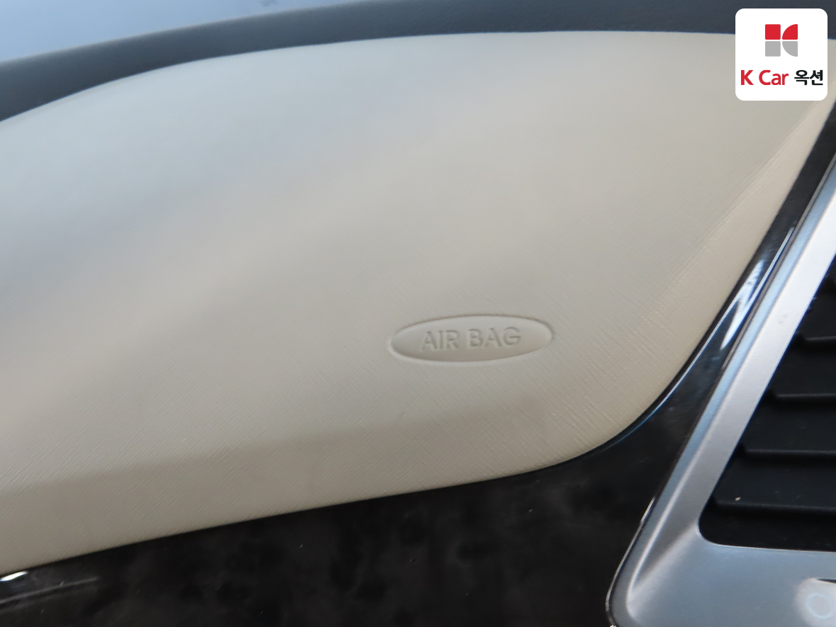 Hyundai Santa Fe 2016 - Image 30