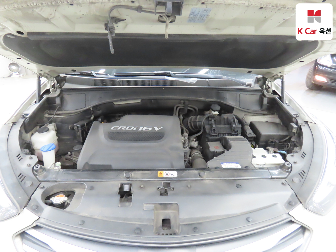 Hyundai Santa Fe 2016 - Image 32