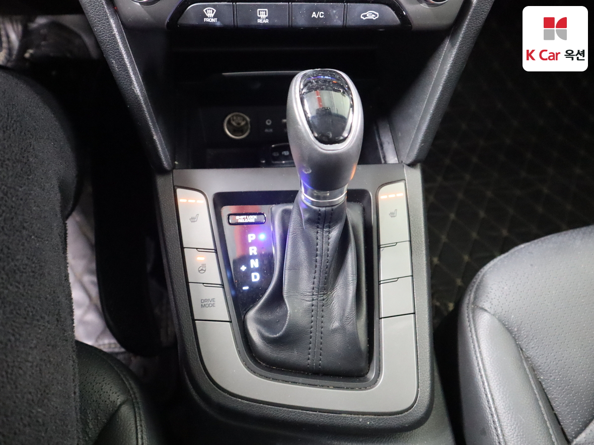 Hyundai Elantra 2016 - Image 16