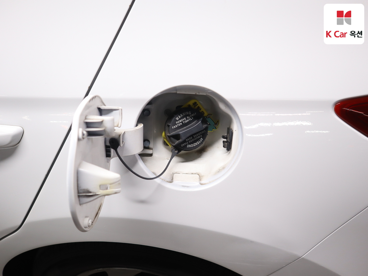 Hyundai Elantra 2016 - Image 23