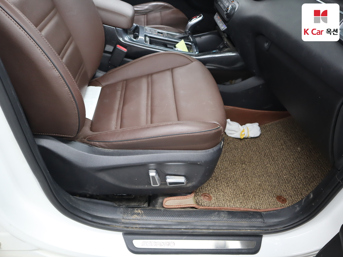 Kia Sorento 2017 - Image 33