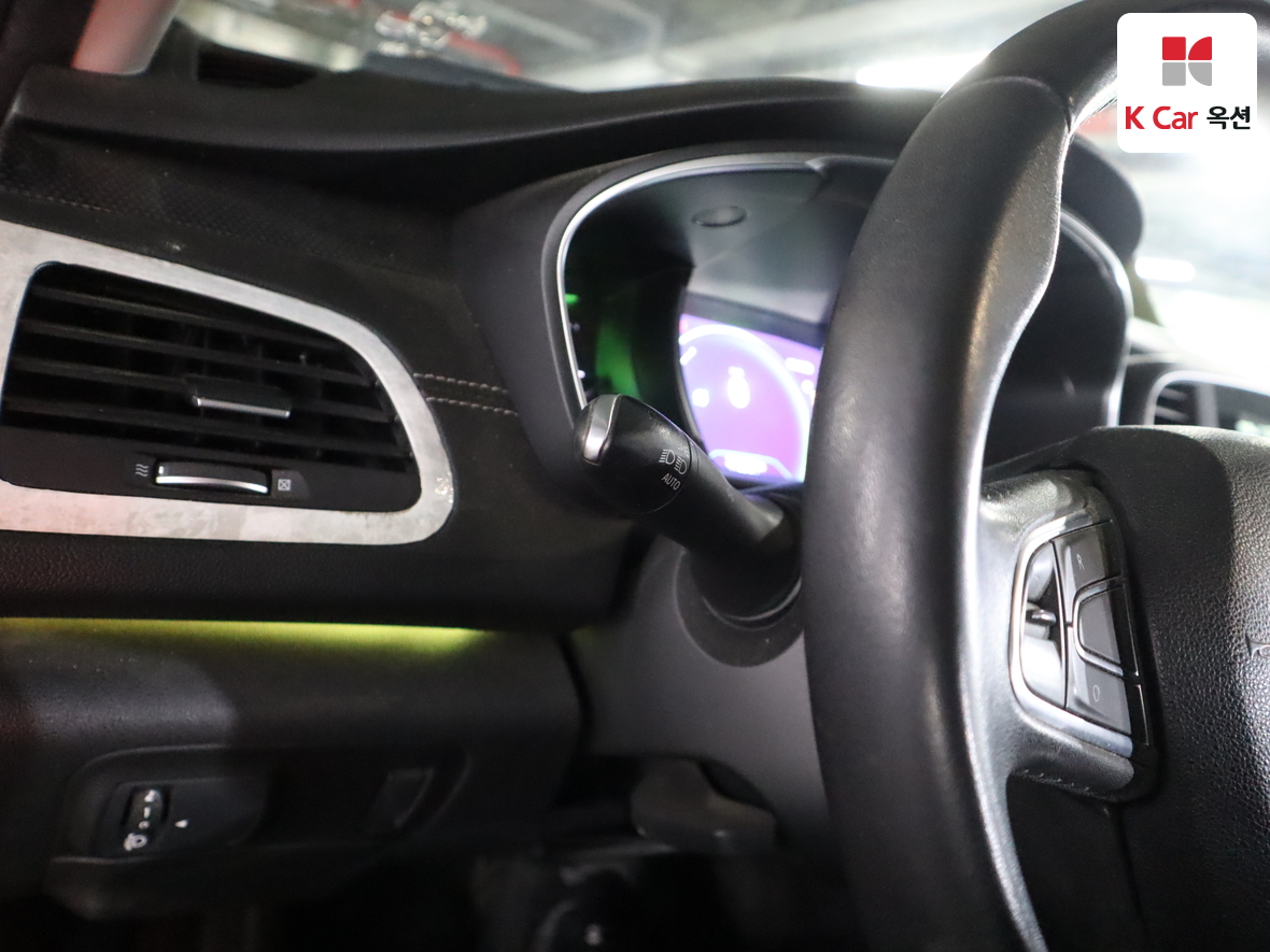 Renault Samsung SM6 2016 - Image 9