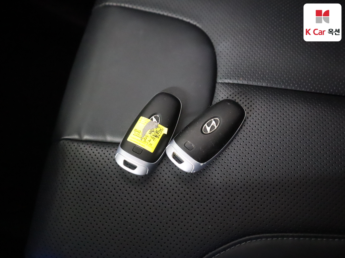 هيونداي سانتافي 2021 - صورة 16