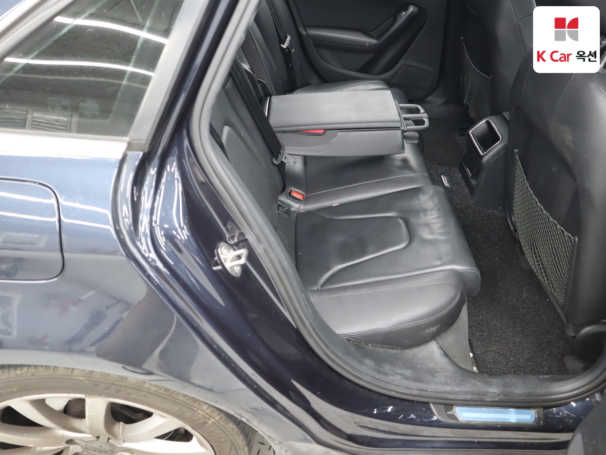 Audi A4 2015 - Image 28