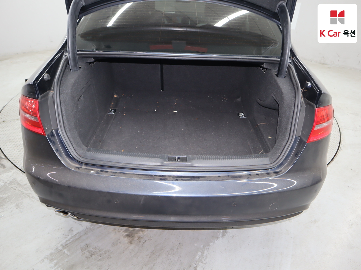 Audi A4 2015 - Image 25