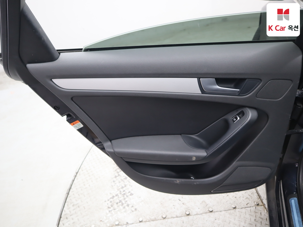 Audi A4 2015 - Image 23