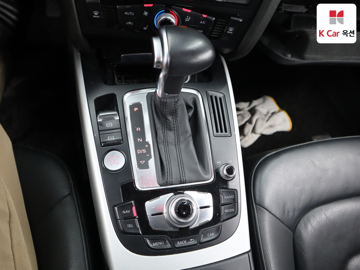 Audi A4 2015 - Image 16