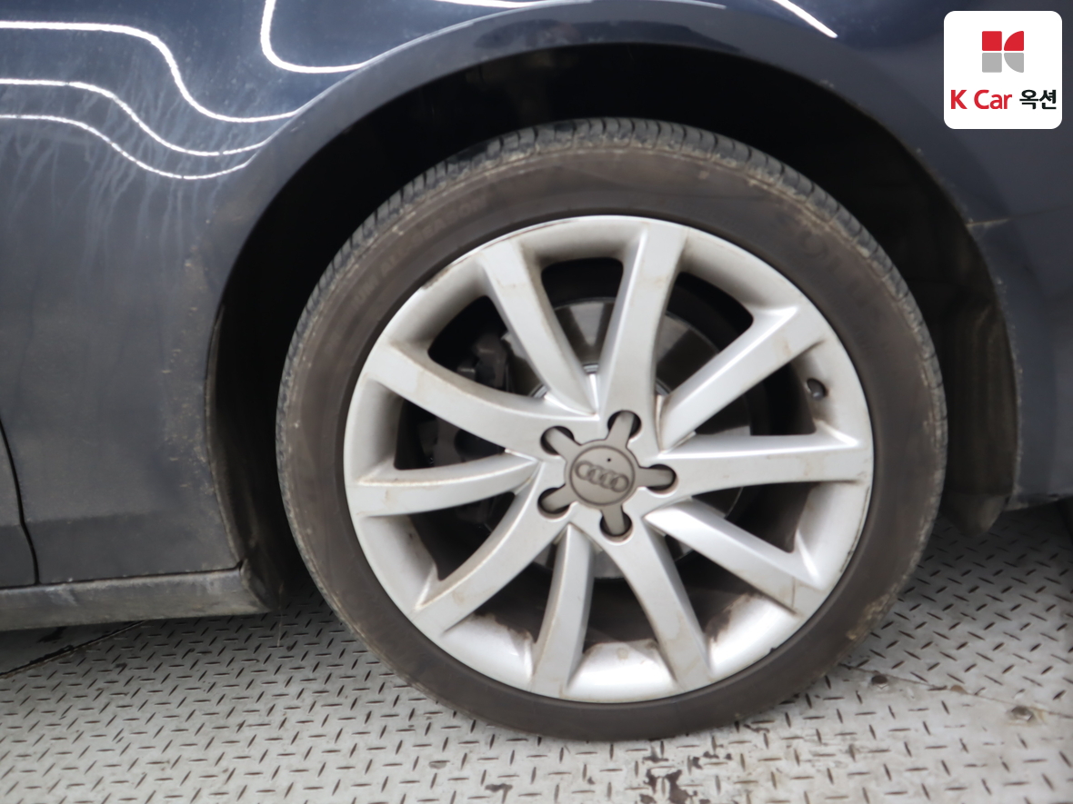 Audi A4 2015 - Image 39