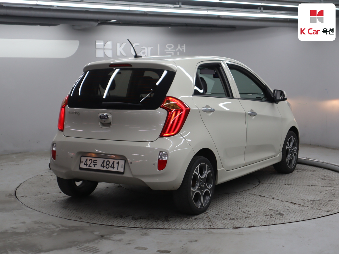 كيا مورنينج 2012 - صورة 2