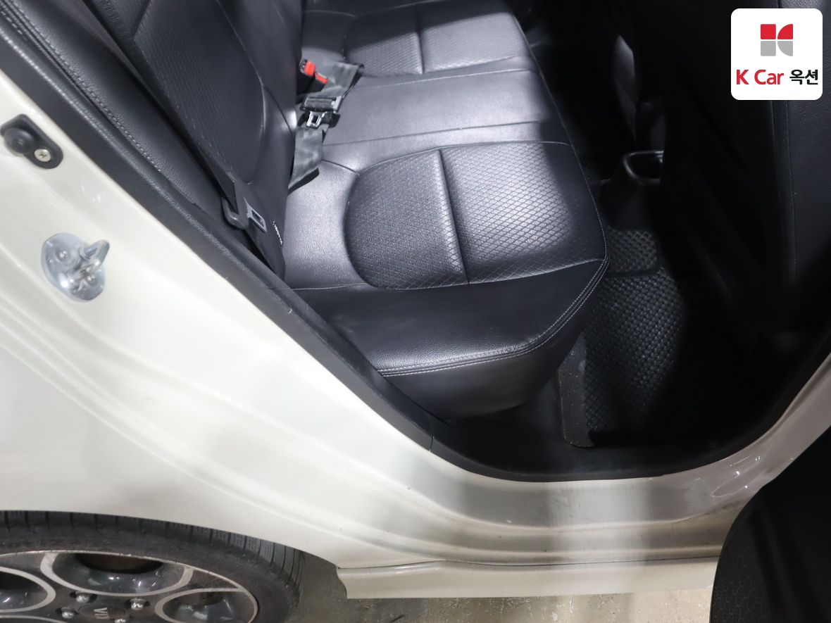 كيا مورنينج 2012 - صورة 30