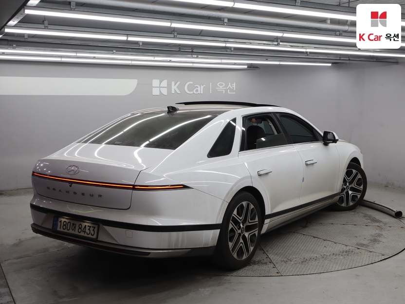 هيونداي - أزيرا - Image 2