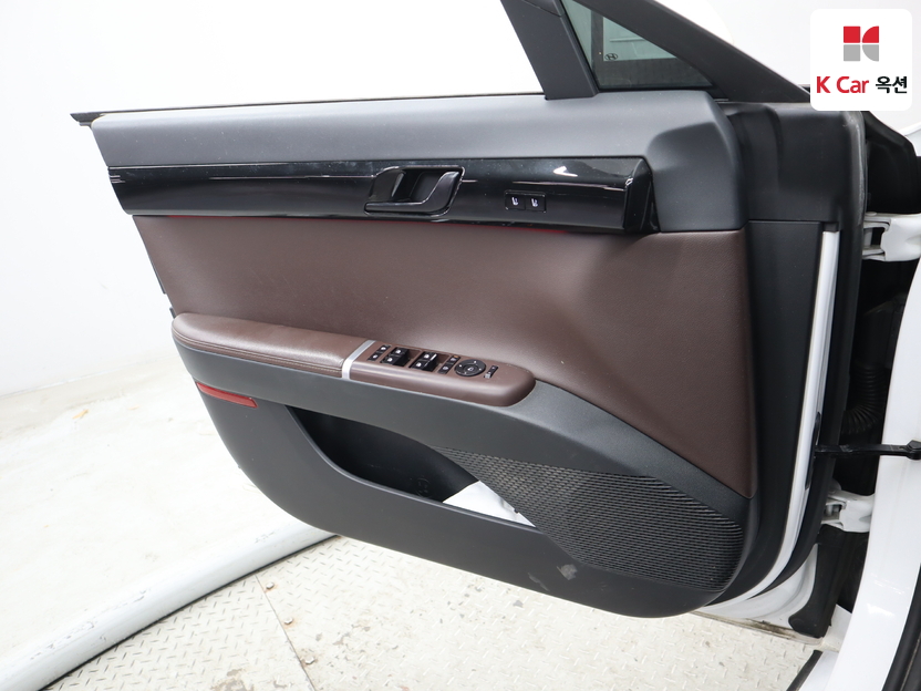 هيونداي - أزيرا - Image 8