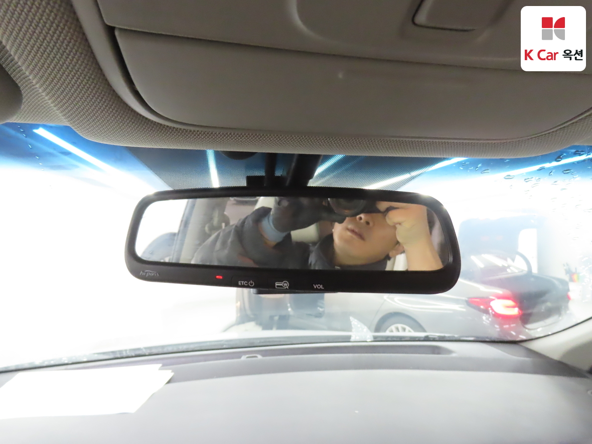 Kia New Carnival 2015 - Image 13