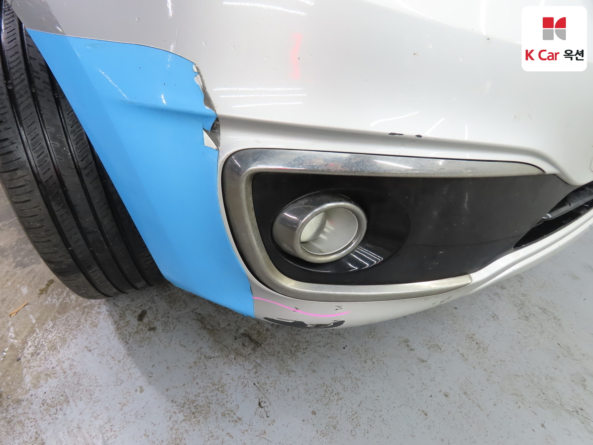 Kia New Carnival 2015 - Image 35