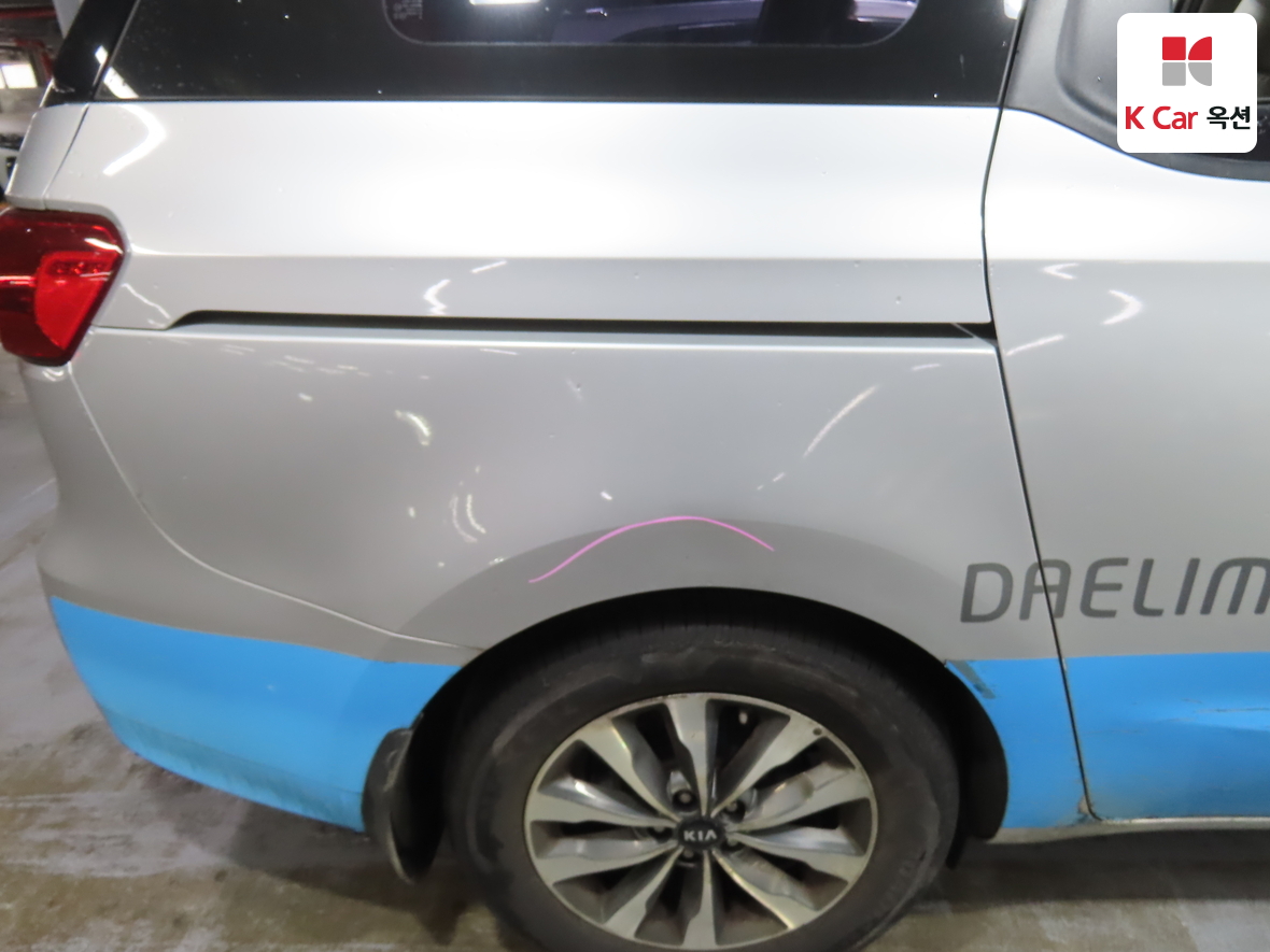 Kia New Carnival 2015 - Image 38