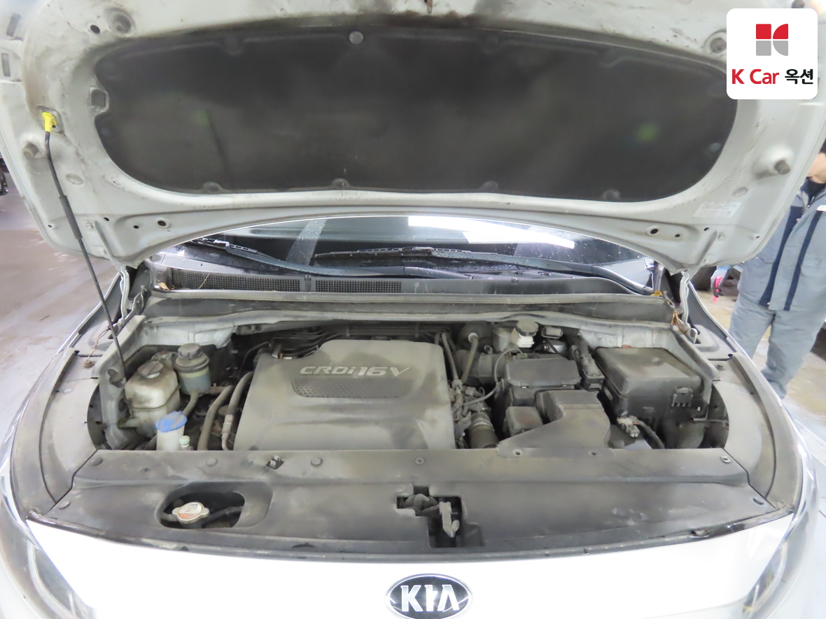 Kia New Carnival 2015 - Image 32