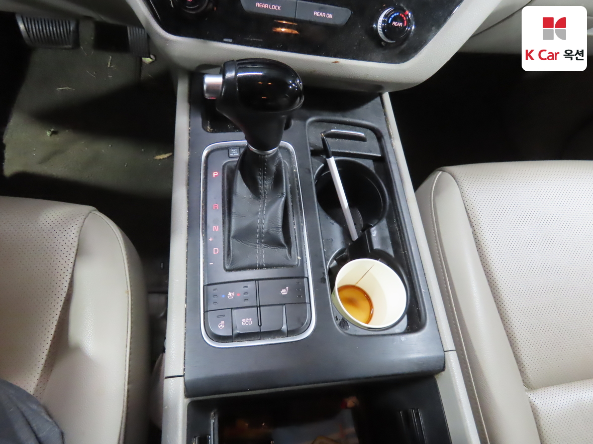 Kia New Carnival 2015 - Image 16