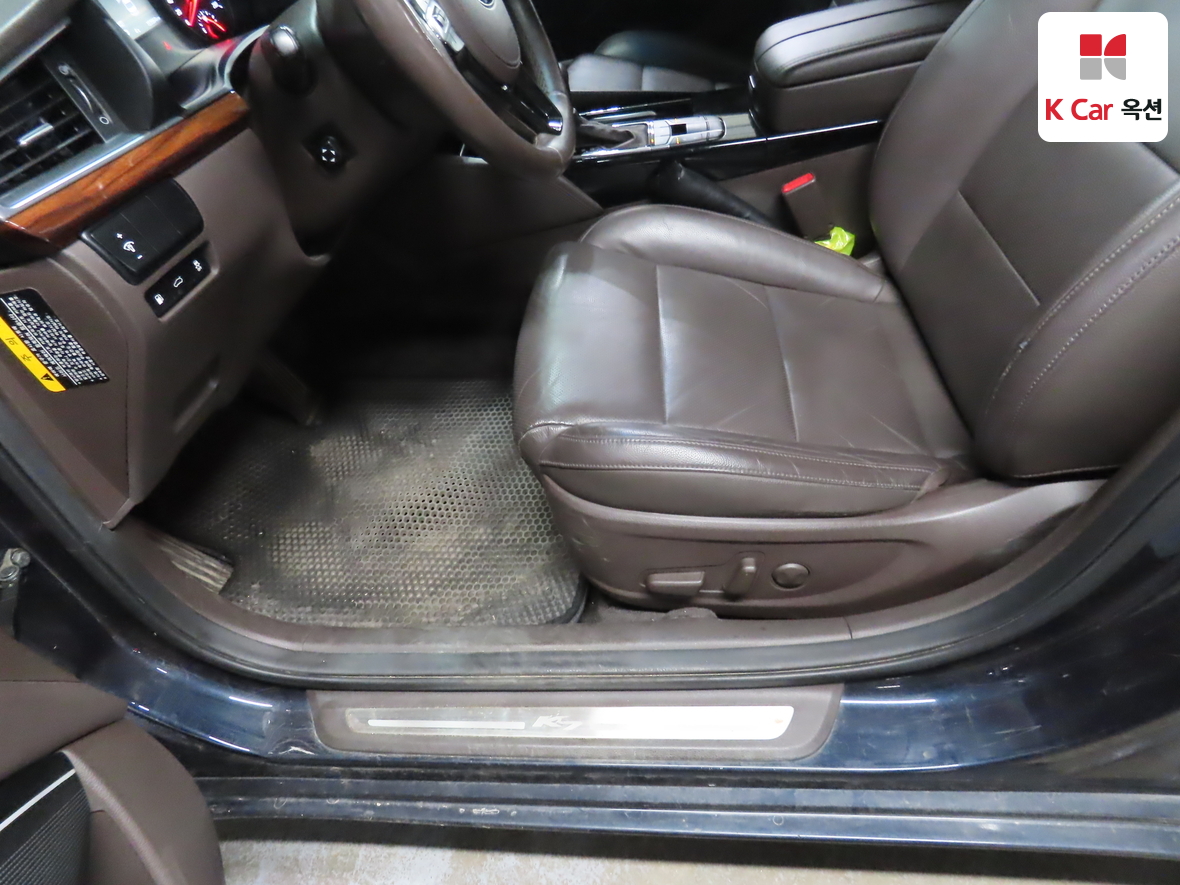 Kia K7 2016 - Image 18