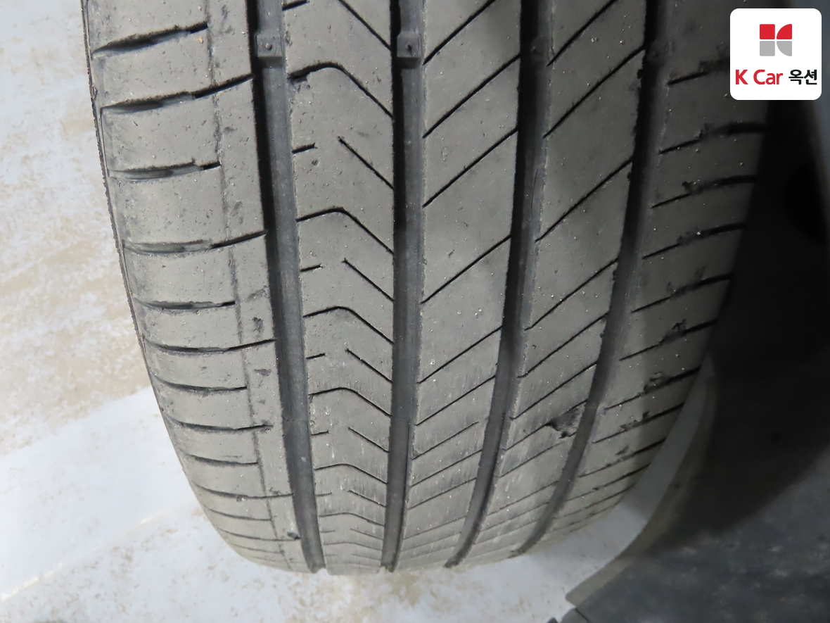 Kia K7 2016 - Image 31