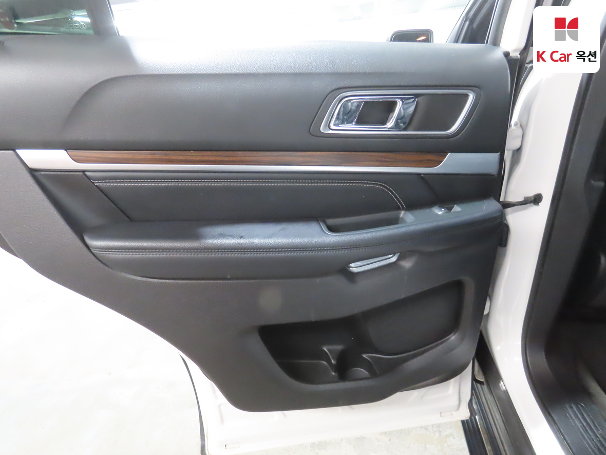 Ford Ford Mustang 2017 - Image 24