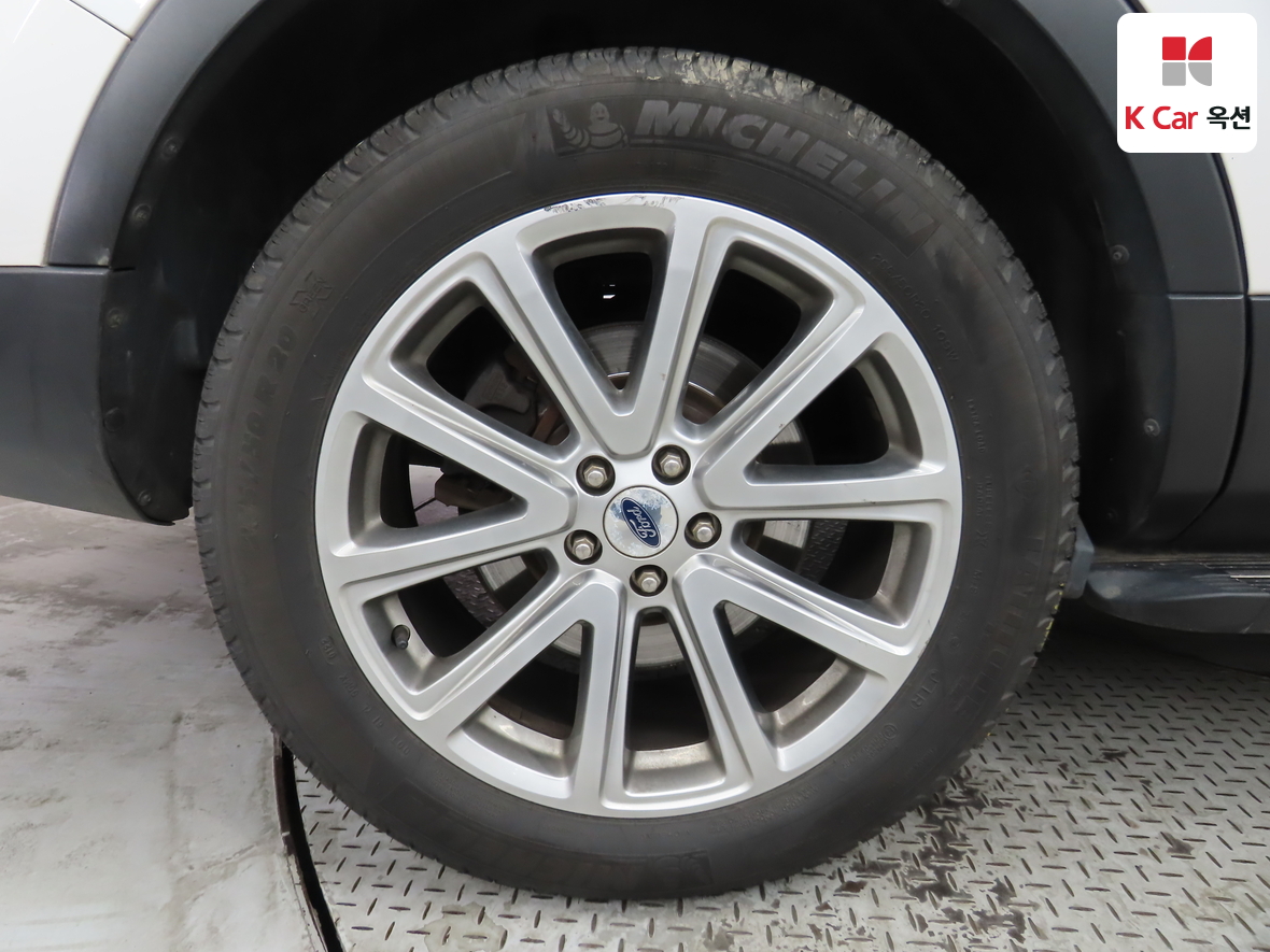 Ford Ford Mustang 2017 - Image 43