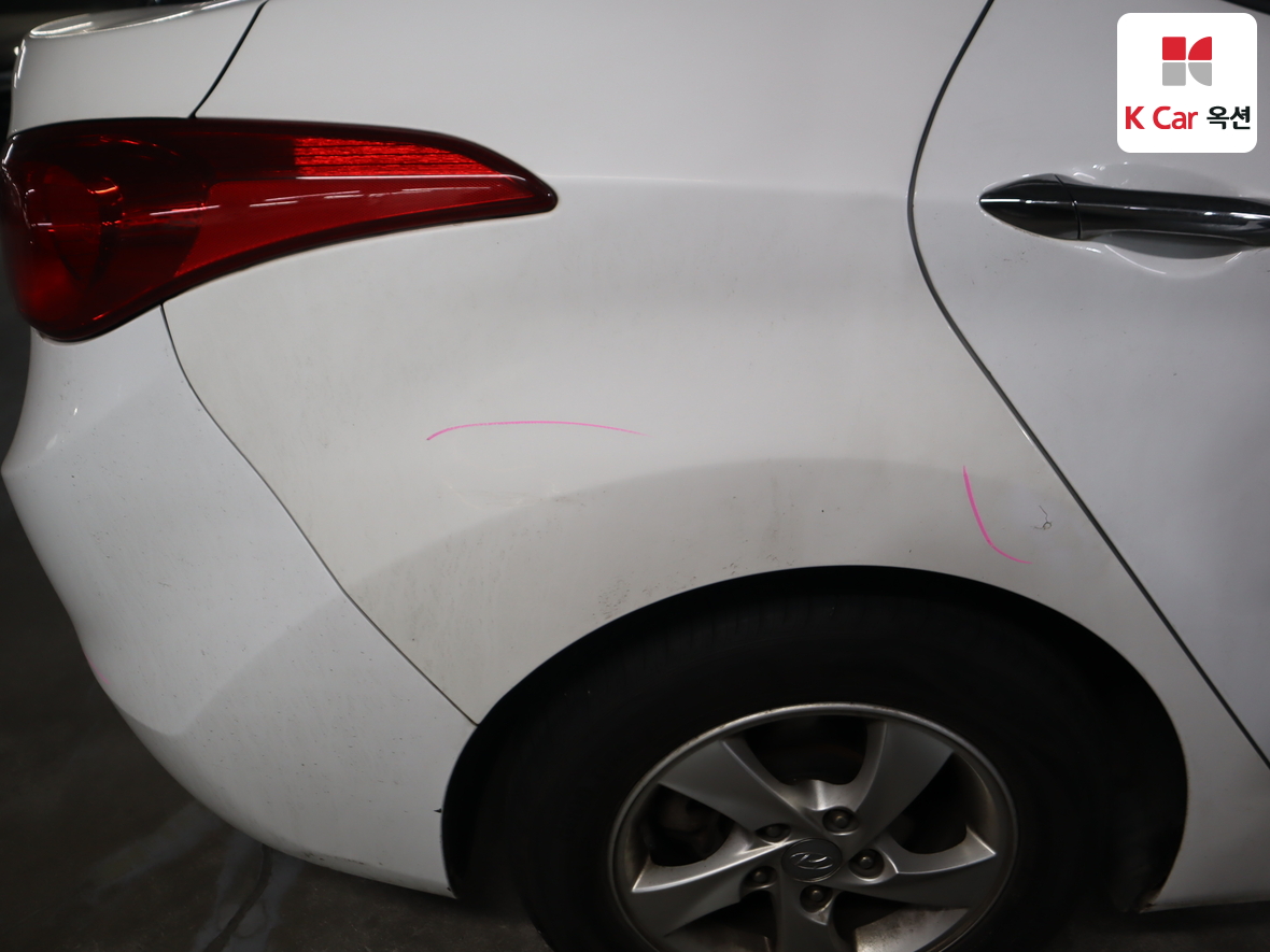 Hyundai Elantra 2011 - Image 39