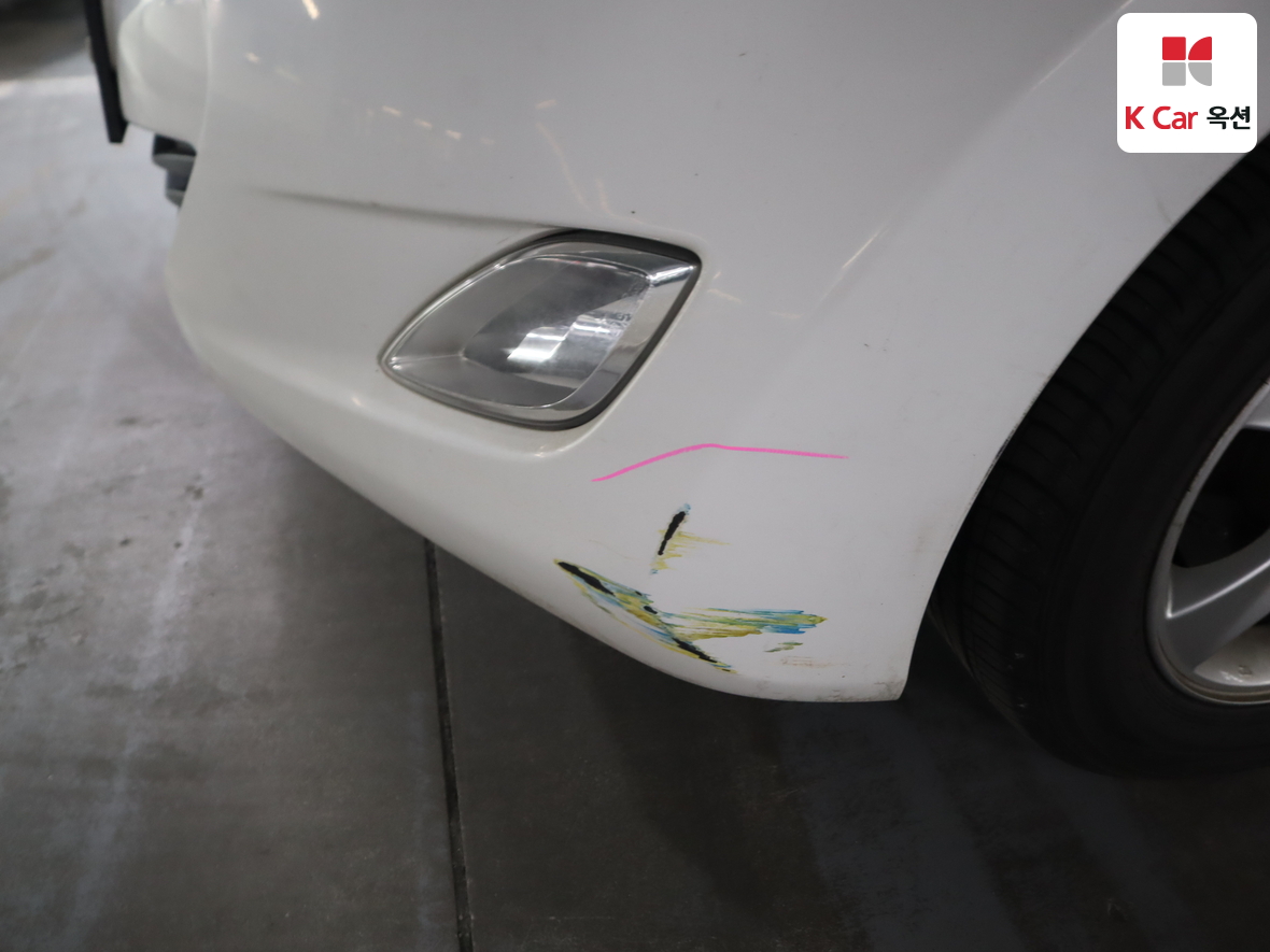 Hyundai Elantra 2011 - Image 35