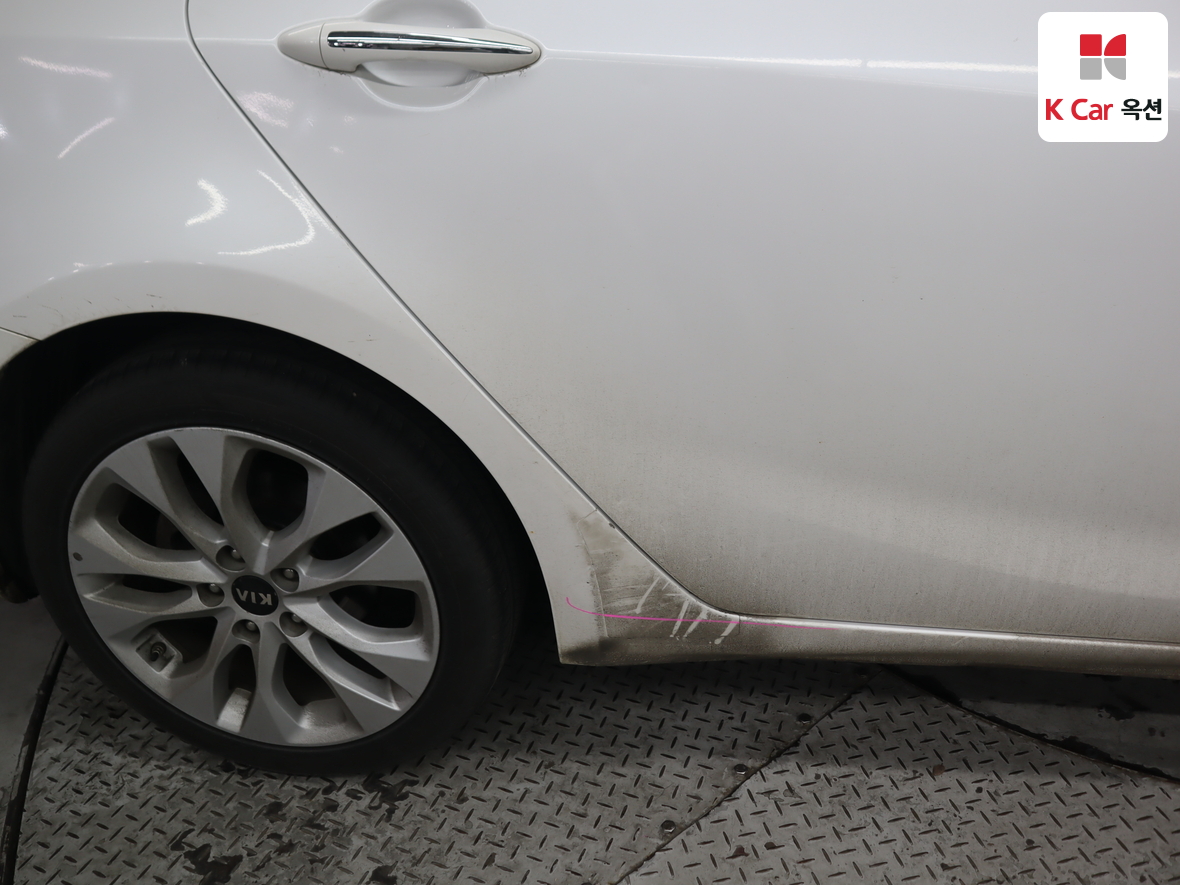 Kia K3 2013 - Image 41