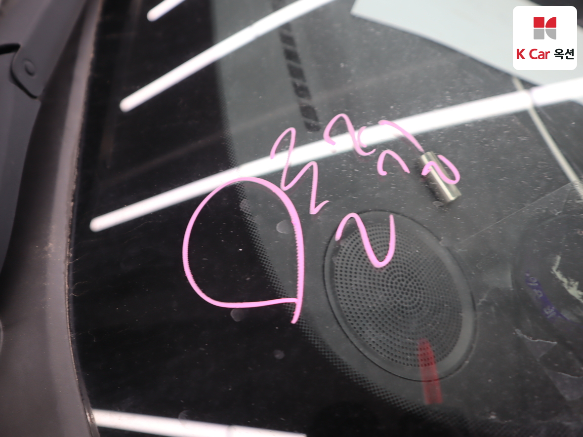 Kia K3 2013 - Image 37