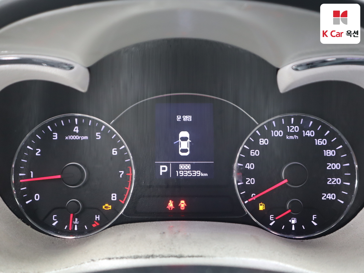 Kia K3 2013 - Image 5