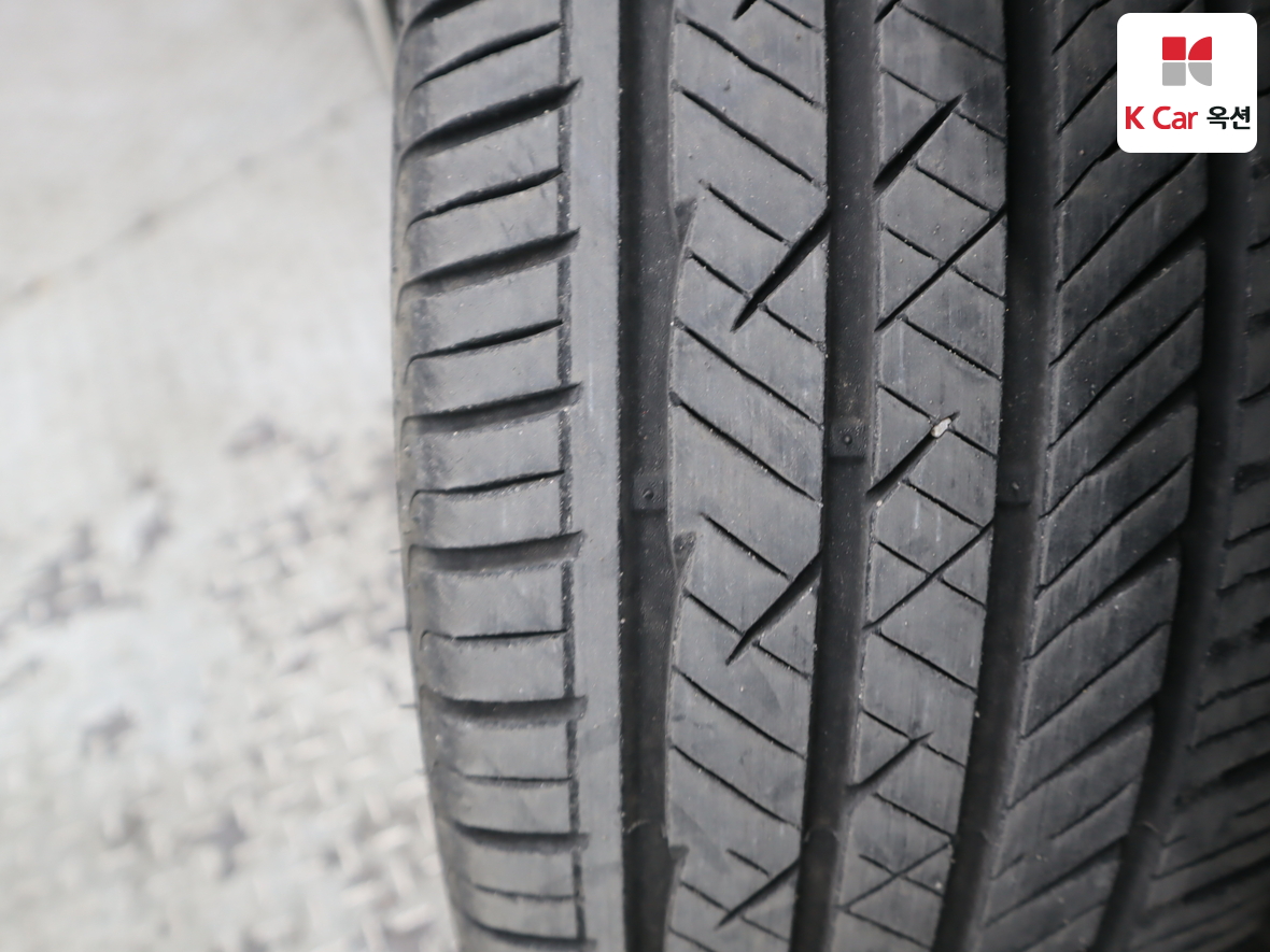 Kia K3 2013 - Image 35