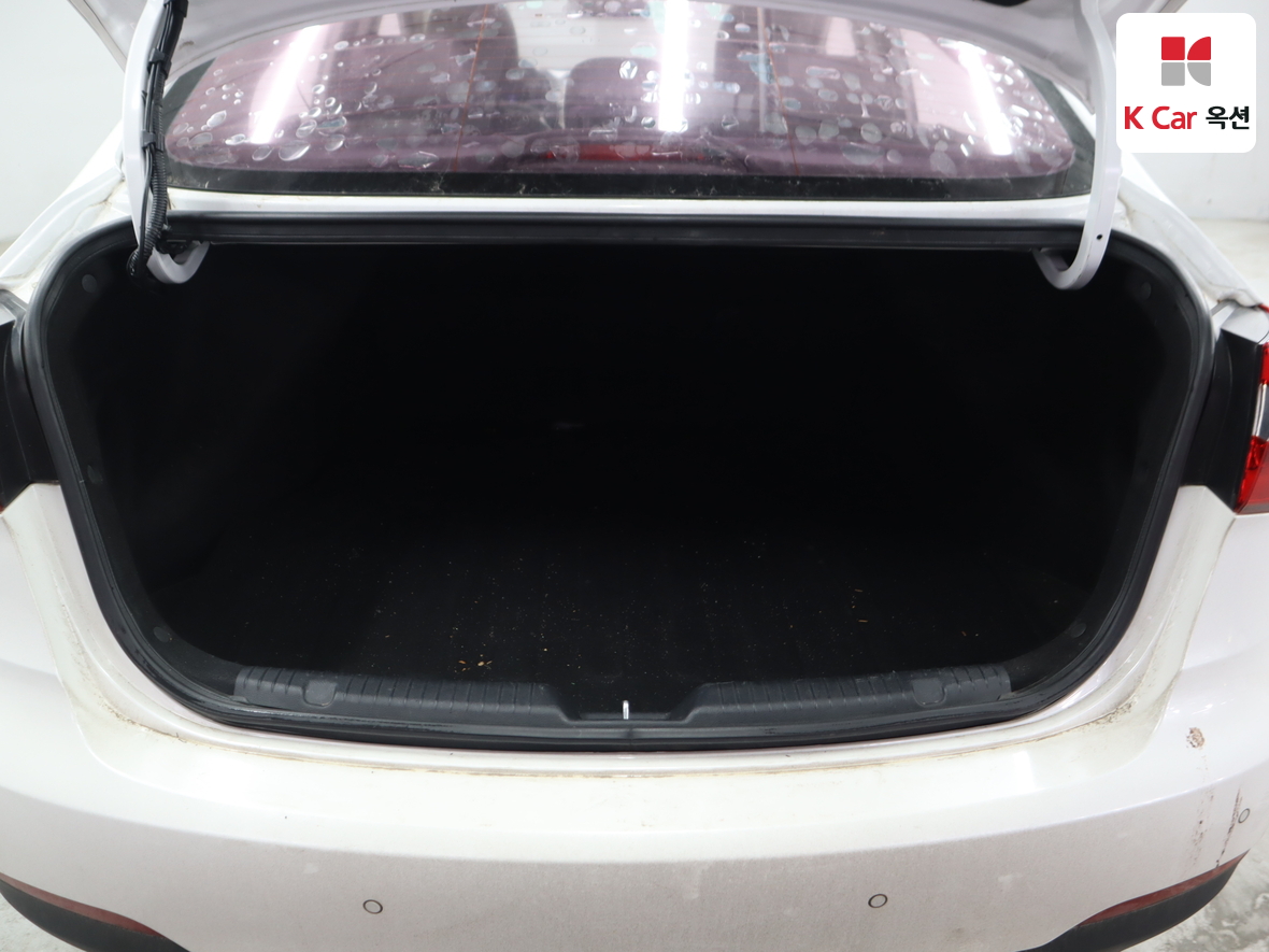 Kia K3 2013 - Image 29