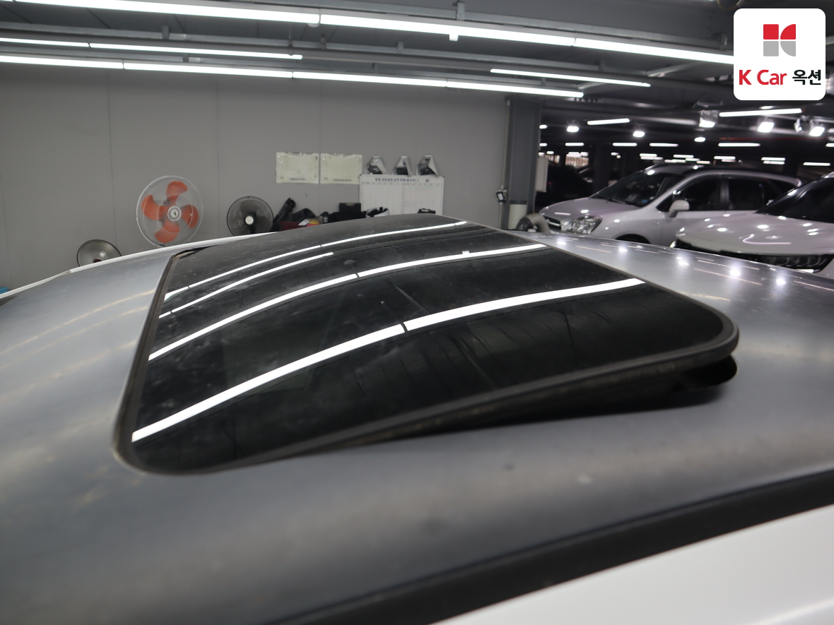 Kia K3 2013 - Image 24