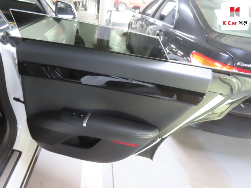 هيونداي - أزيرا - Image 28