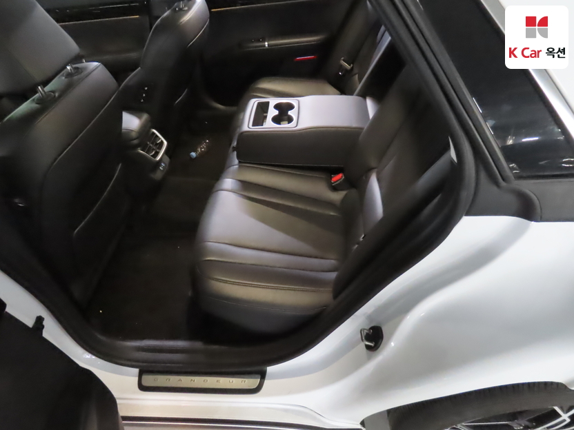 هيونداي - أزيرا - Image 24