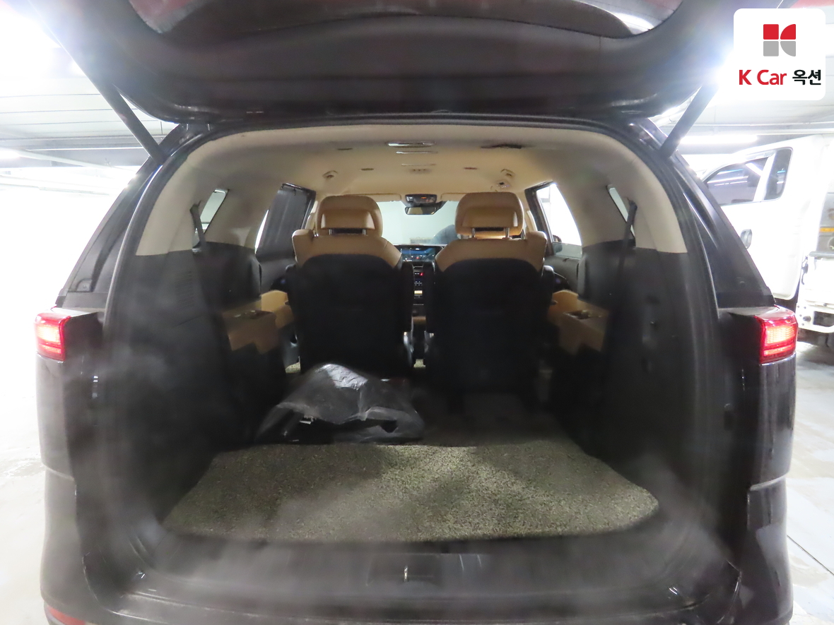 Kia Carnival 2023 - Image 24