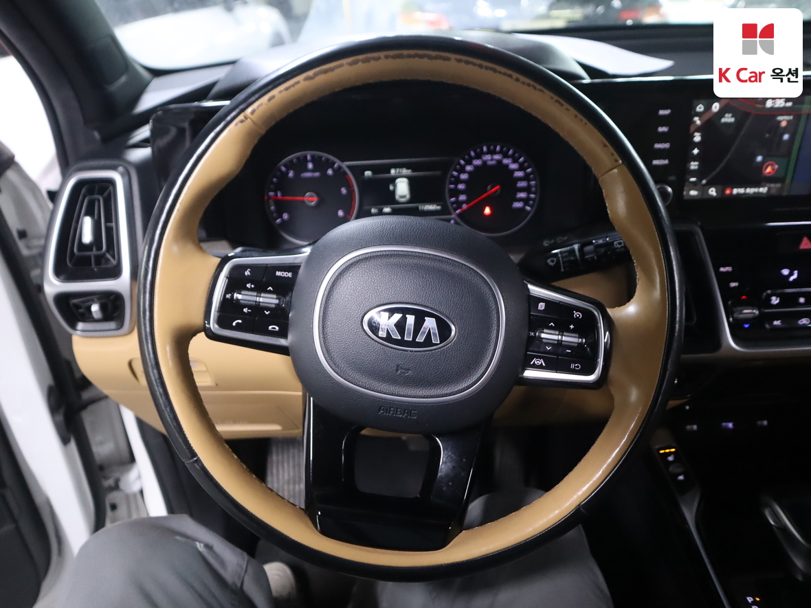 كيا سورينتو 2021 - صورة 10