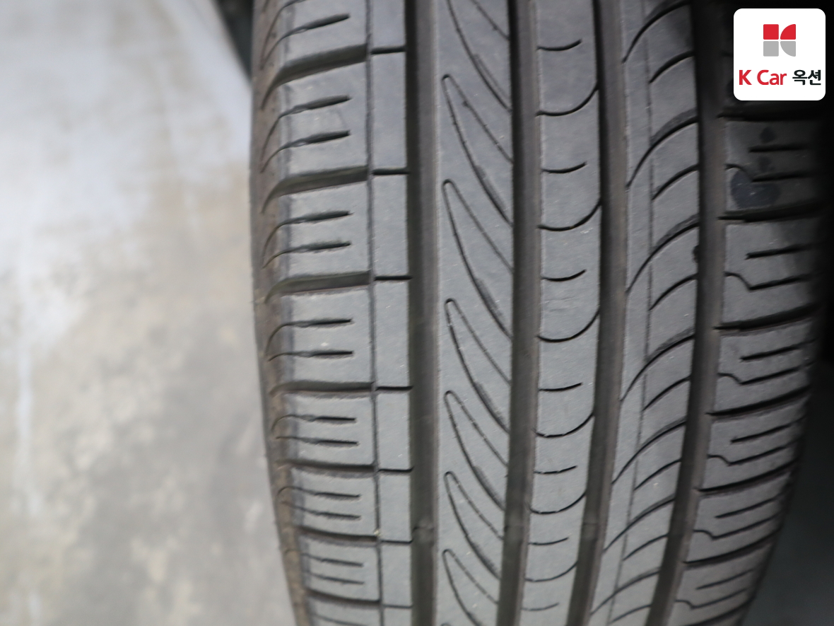 كيا فورتي 2013 - صورة 31