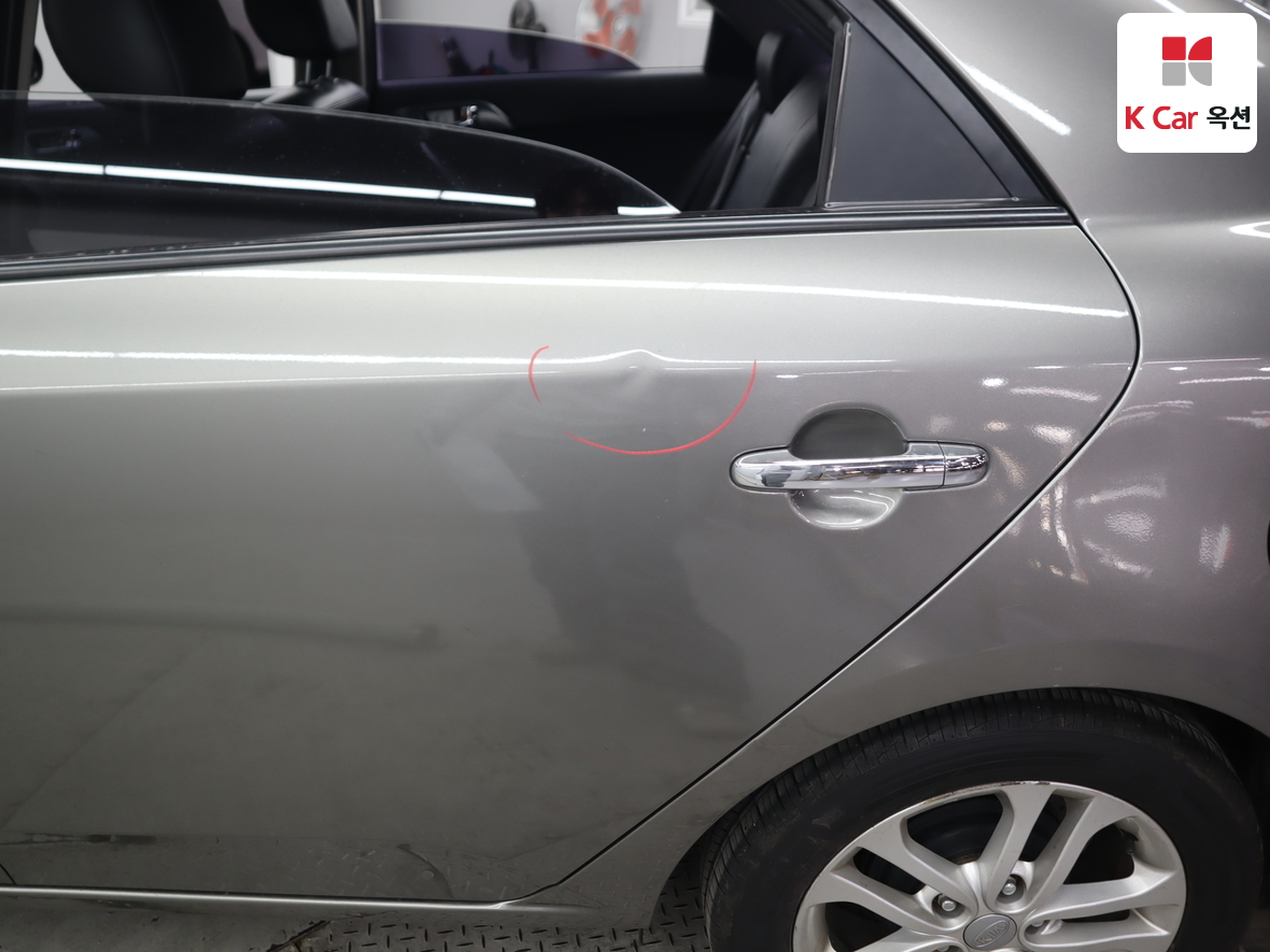 كيا فورتي 2013 - صورة 38