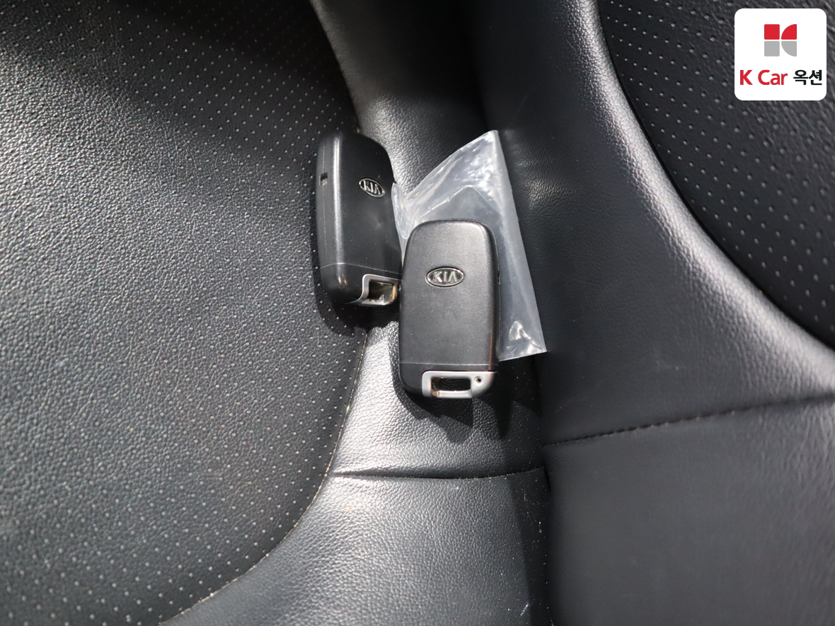 كيا فورتي 2013 - صورة 17