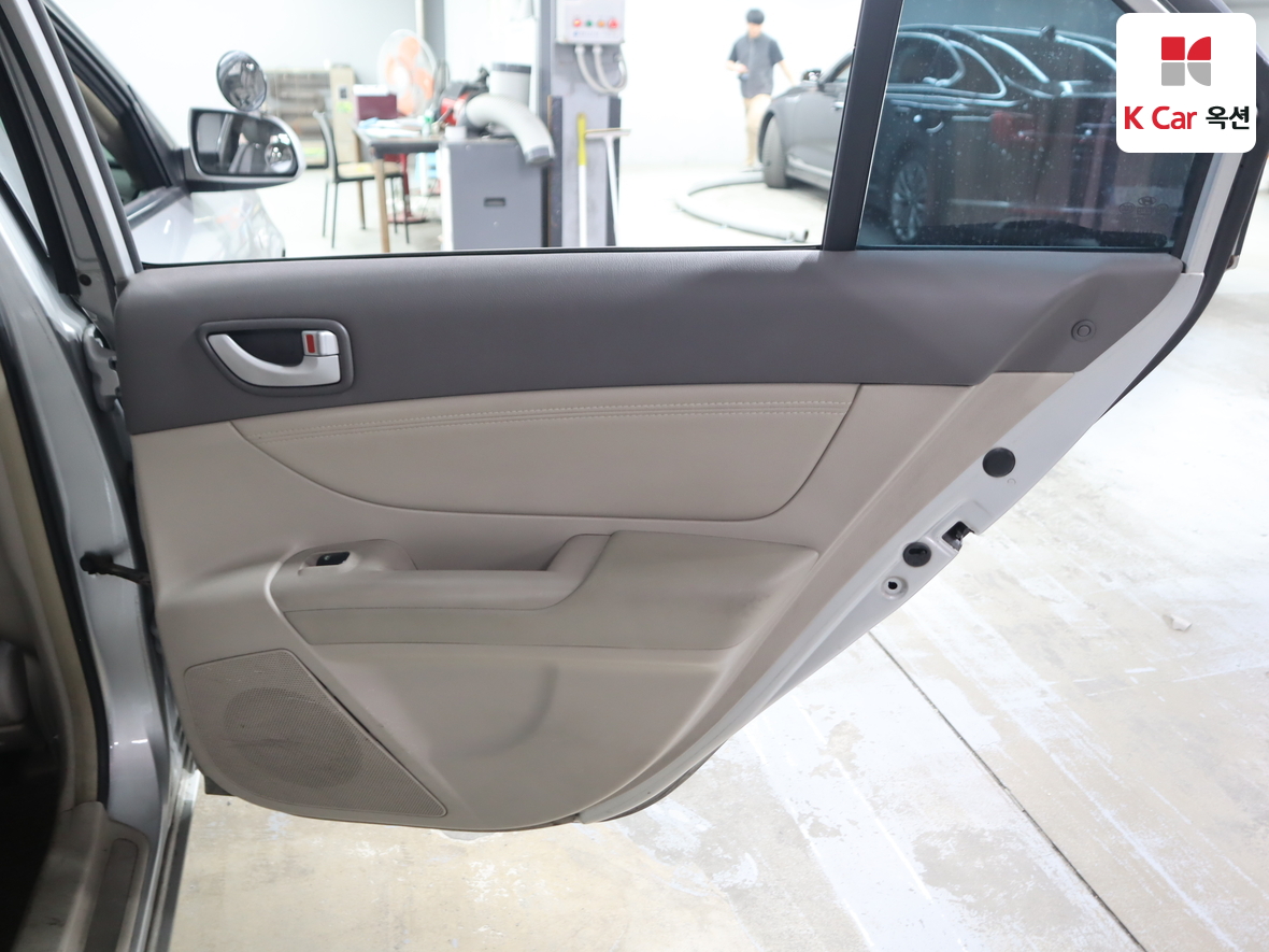 هيونداي سوناتا 2006 - صورة 27